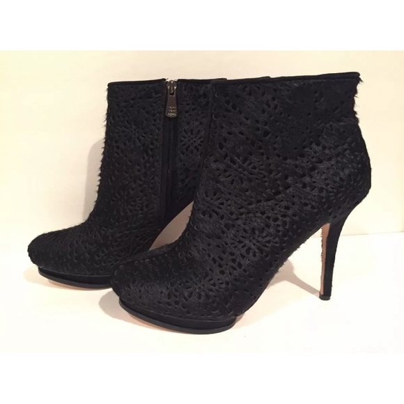 BCBGmaxazria Ven fur ankle boots black 9.5, 10 - Picture 3 of 13
